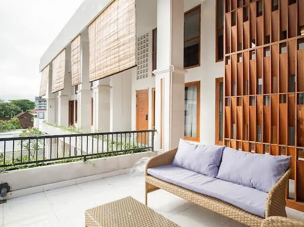 ゲストハウス Aspen Bali 4*